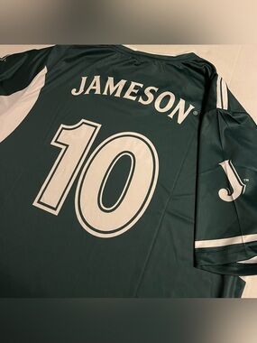 NEW Jameson Irish Whiskey Crested 10 Soccer Jersey 2XL Distillery Bourbon Sports